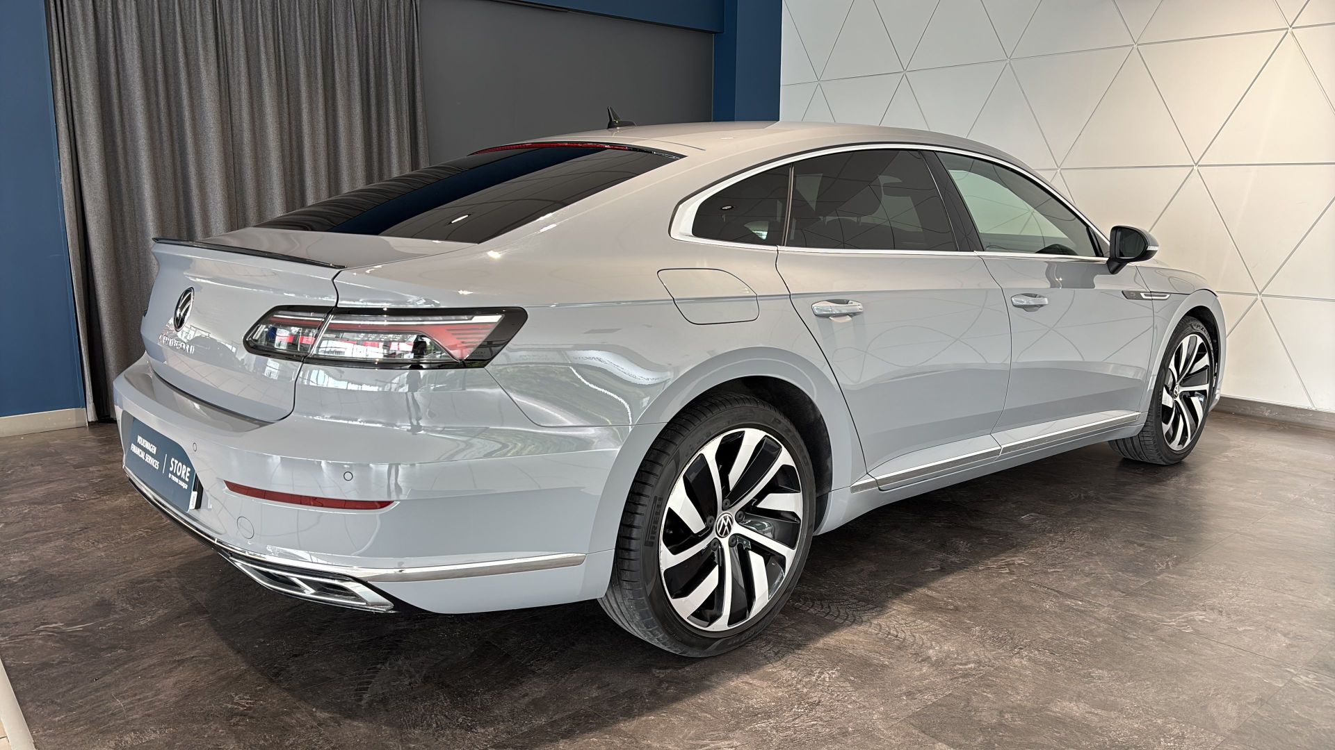 Volkswagen Arteon fastback